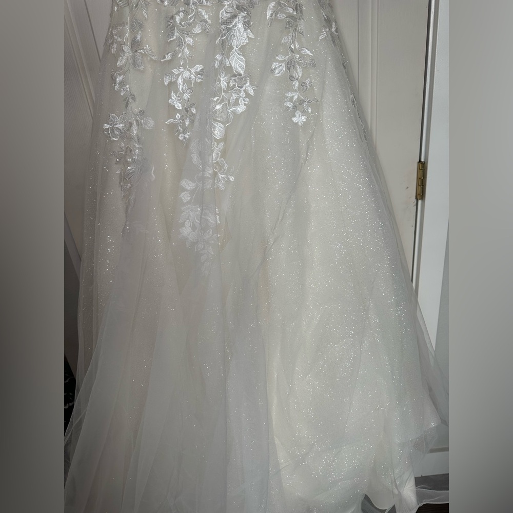 Andrea & Leo Couture Wedding Dress‎ 12 Floral Embellished Sparkles Corset Back. - Picture 3 of 14